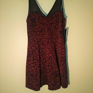 Trixxi Dress, Wine w/ Black Flowers, Medium - NWT - CLOSET CLEAN OUT SALE!!!